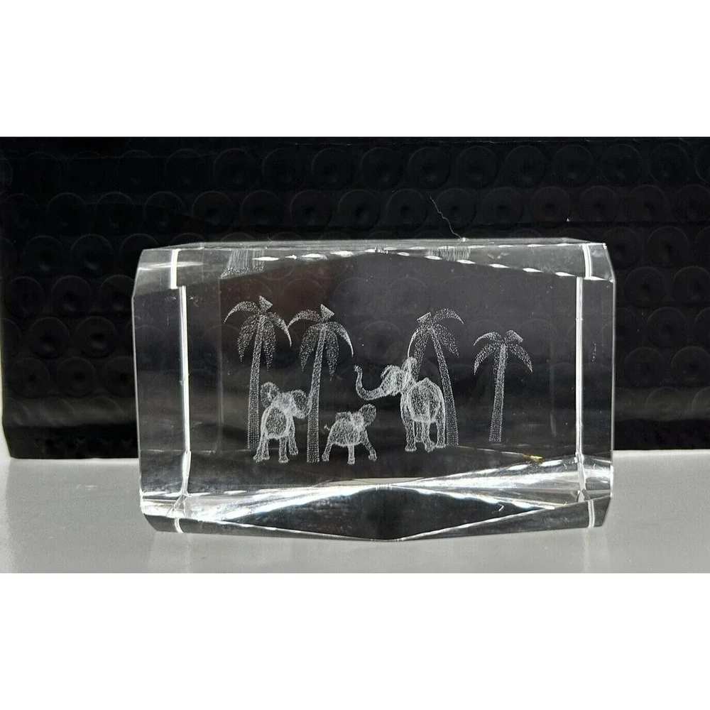 Optical Crystal Elephant Safari Scene Laser Etched‎ Paperweight Desk Decor